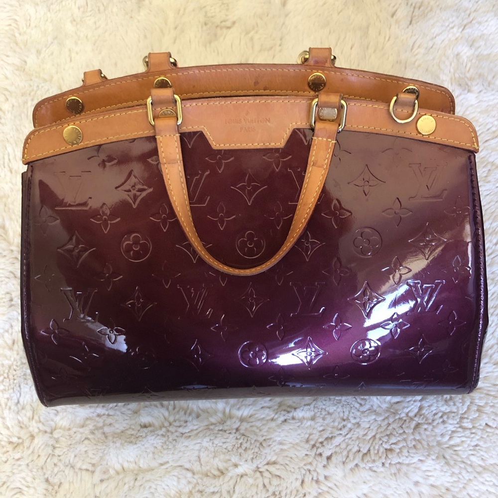 Authentic Louis Vuitton BREA MM 💞Beautiful Vernis Leather